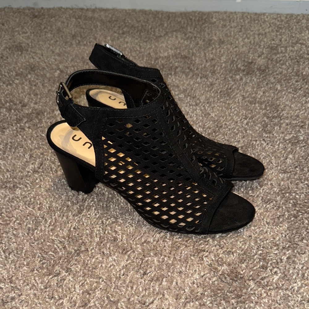 Unisa Black Open Toe Ankle Bootie Block Heel With Adjustable Ankle Strap Size 8